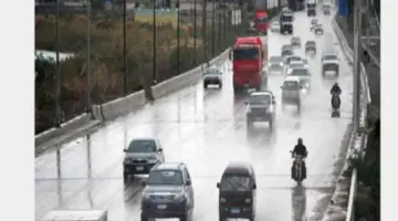 مع بداية التقلبات الجوية.. أمطار رعدية تجتاح السواحل الغربية للبلاد